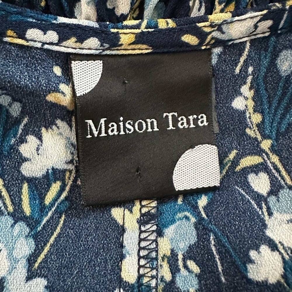 Maison Tara Floral Round Neck Women's Dress (718) - Picture 15 of 17
